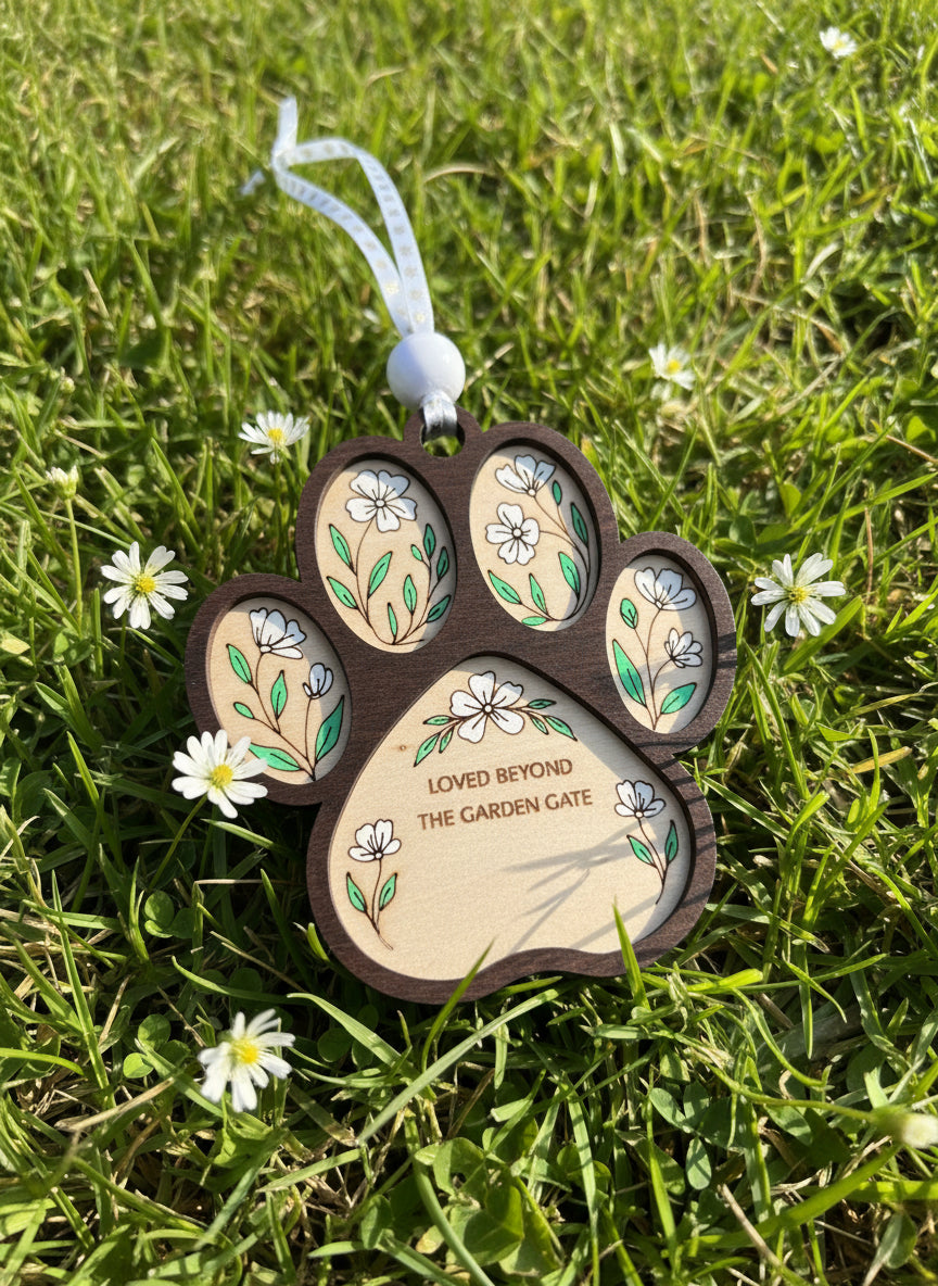 Christmas Pet Memorial Floral Ornament - Customized with your Pets Name
